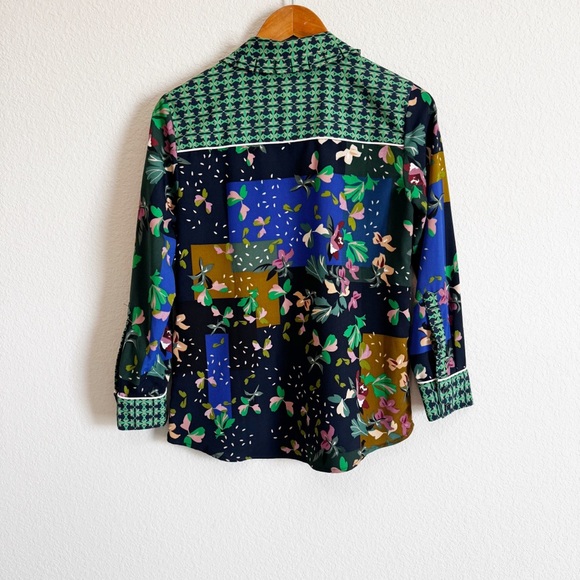 CAbi #5520 Bronco Patchwork Floral Mix Print Western Button Down Top Size XS - Picture 6 of 8